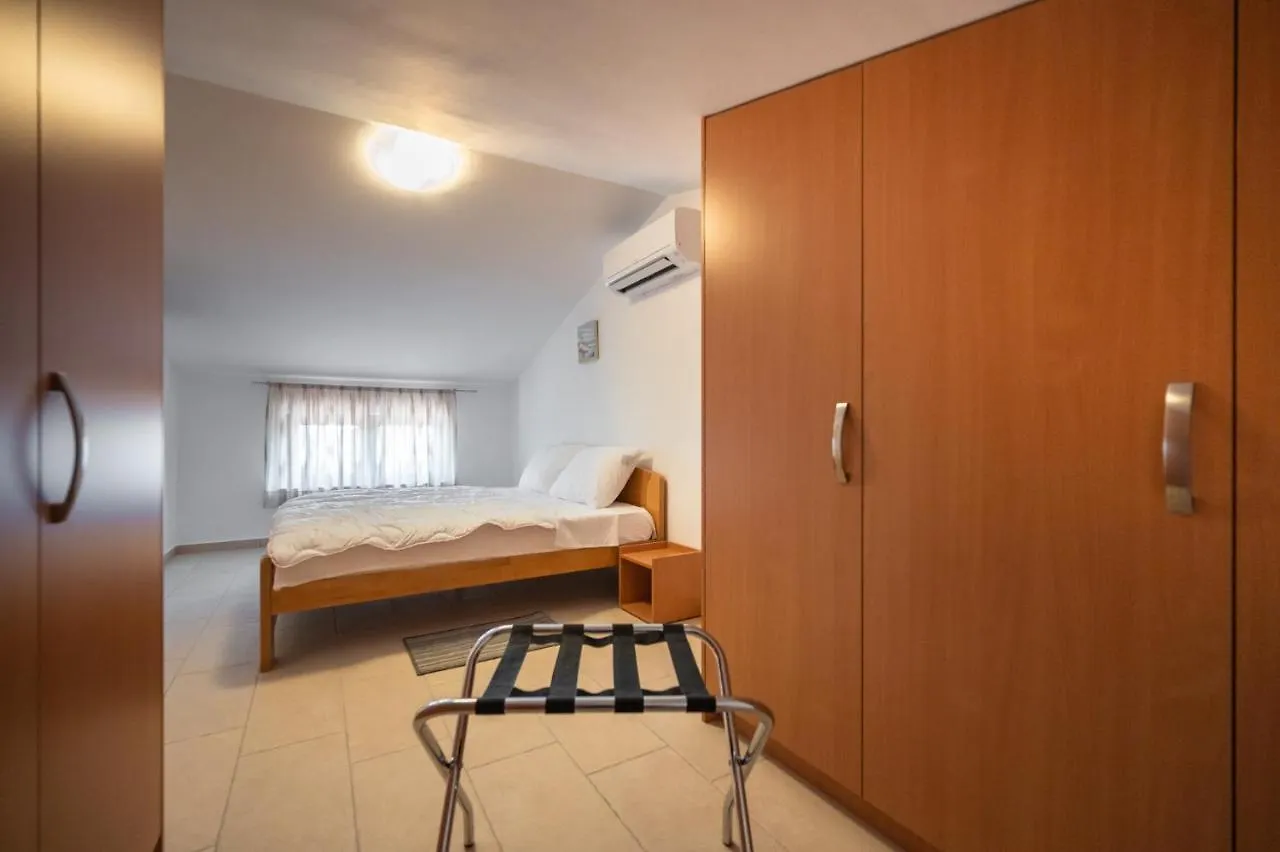Apartment Apartman Vito Pomer